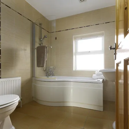 Rhea By Trident Homes Holiday home